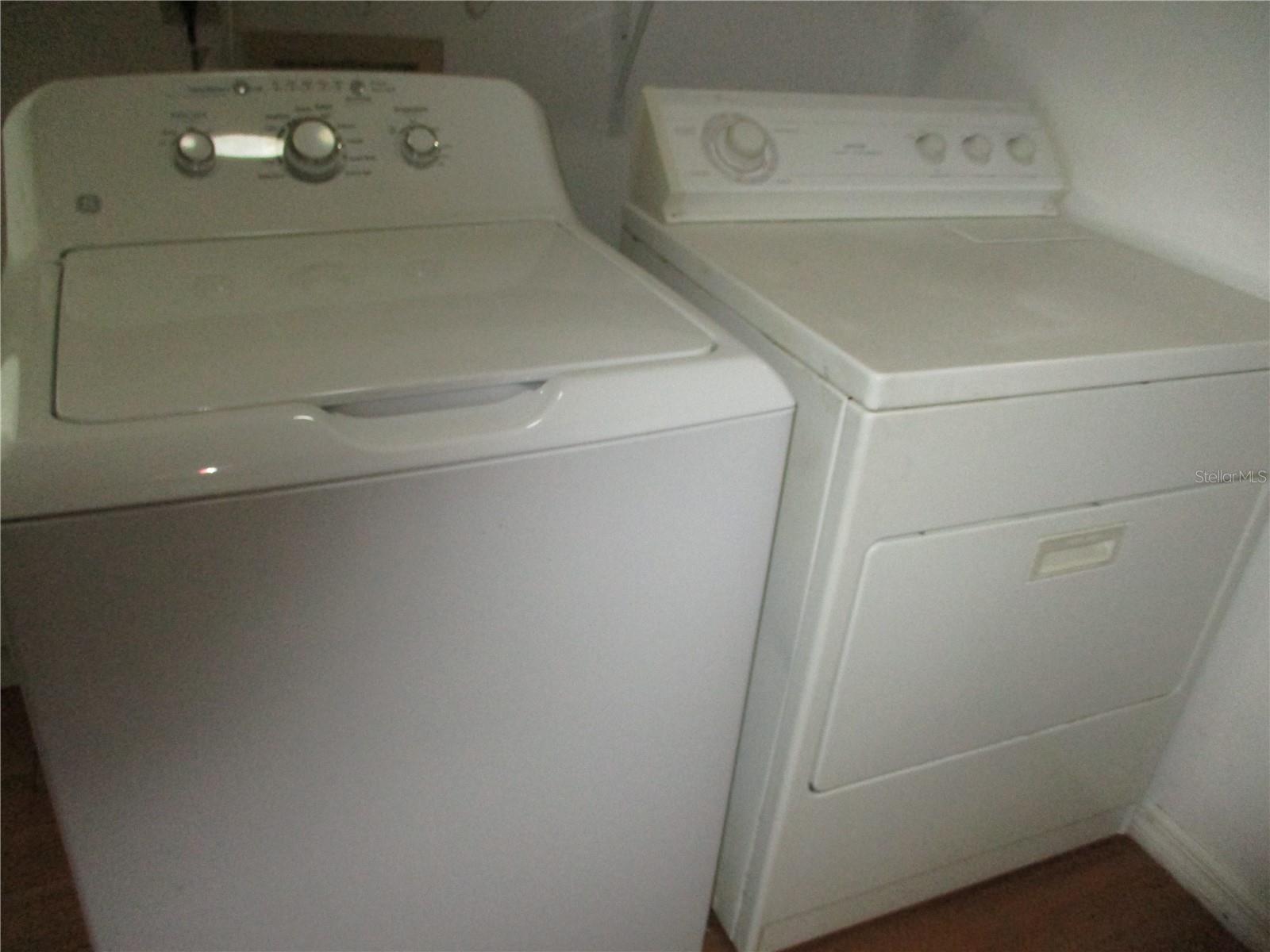 1703 AURA CT — photo 17