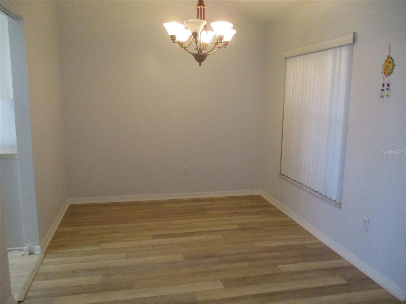 1703 AURA CT — photo 4