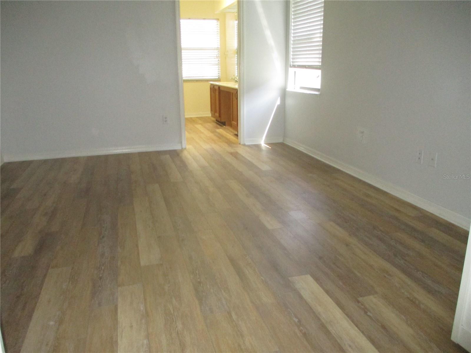 1703 AURA CT — photo 10