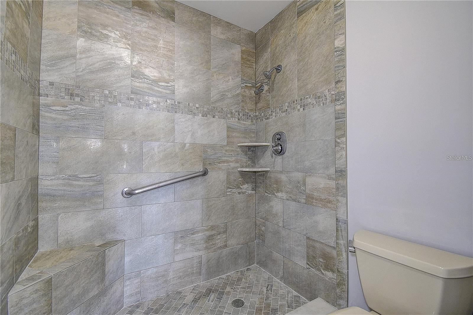 100 BLUFF VIEW DR #514A — photo 28