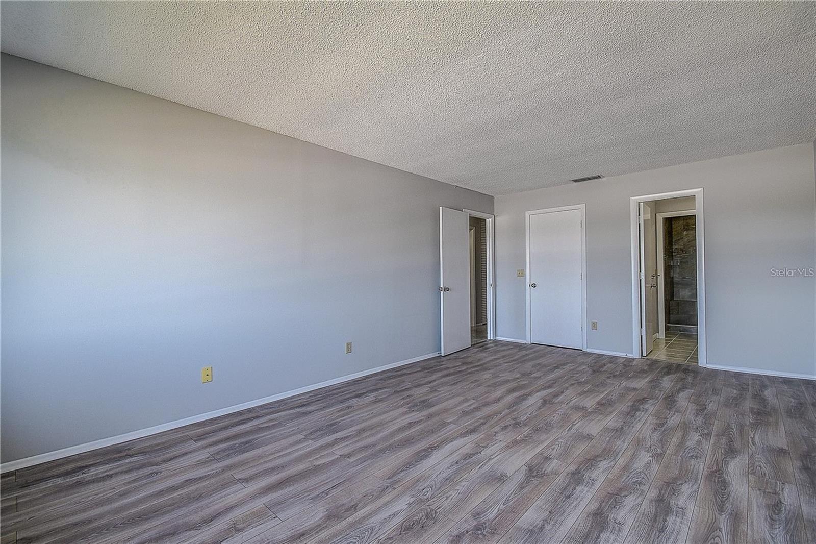 100 BLUFF VIEW DR #514A — photo 25
