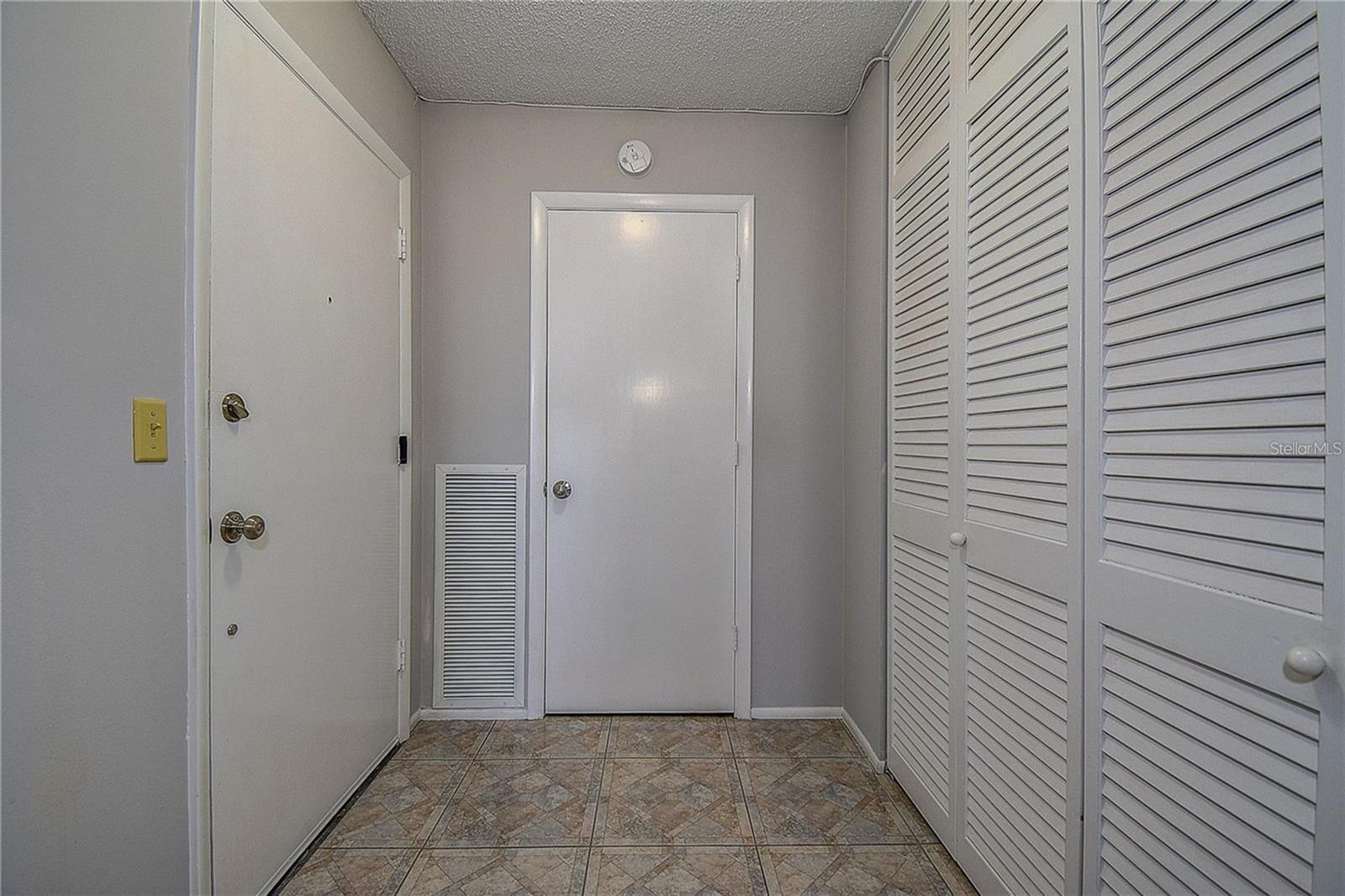 100 BLUFF VIEW DR #514A — photo 6