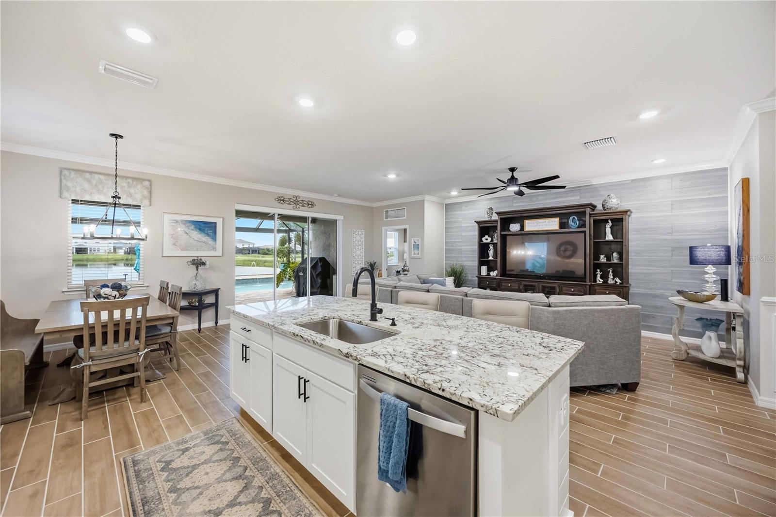 12596 NIGHT VIEW DR W — photo 10