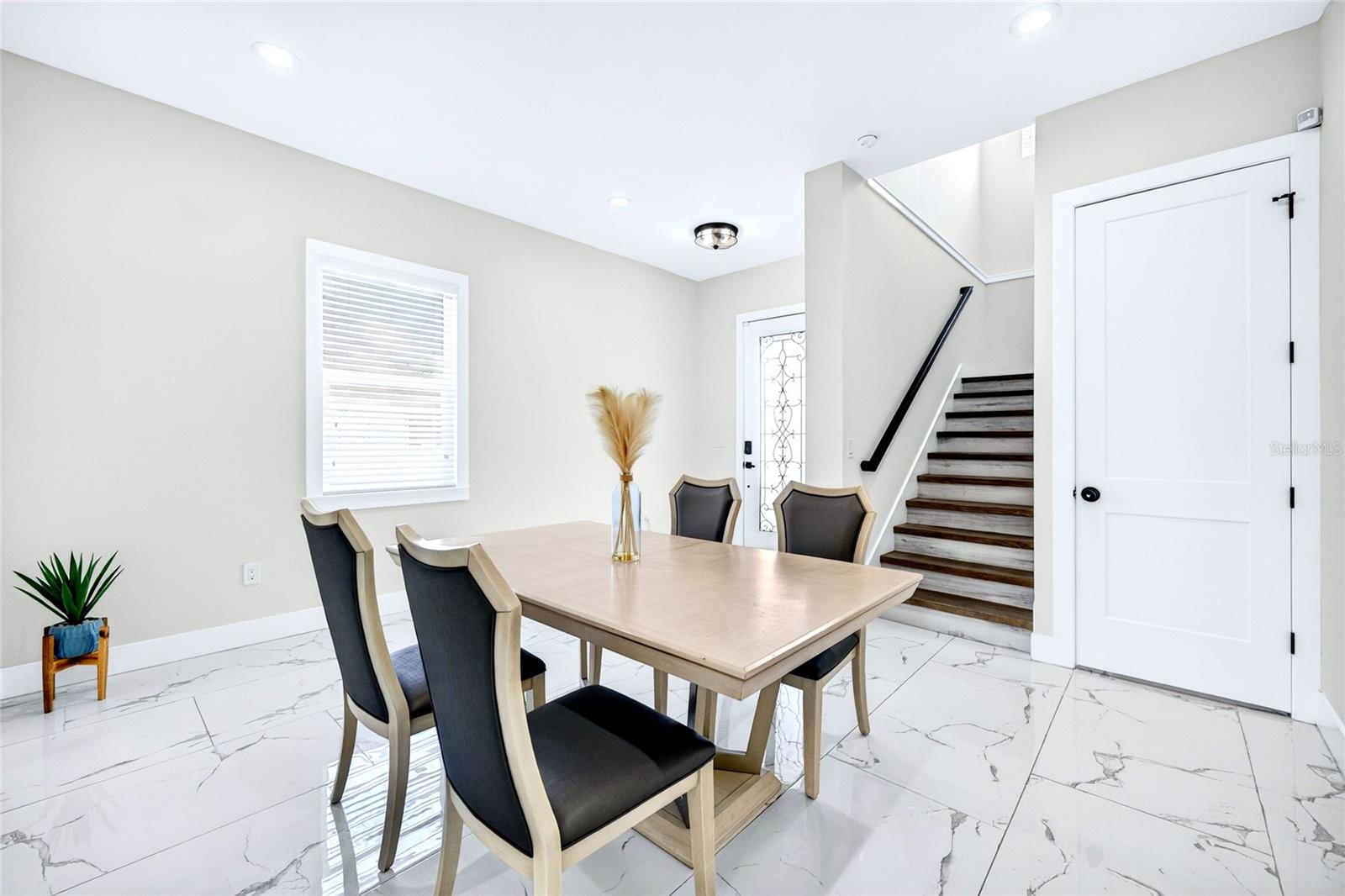 4020 W ARCH ST — photo 20