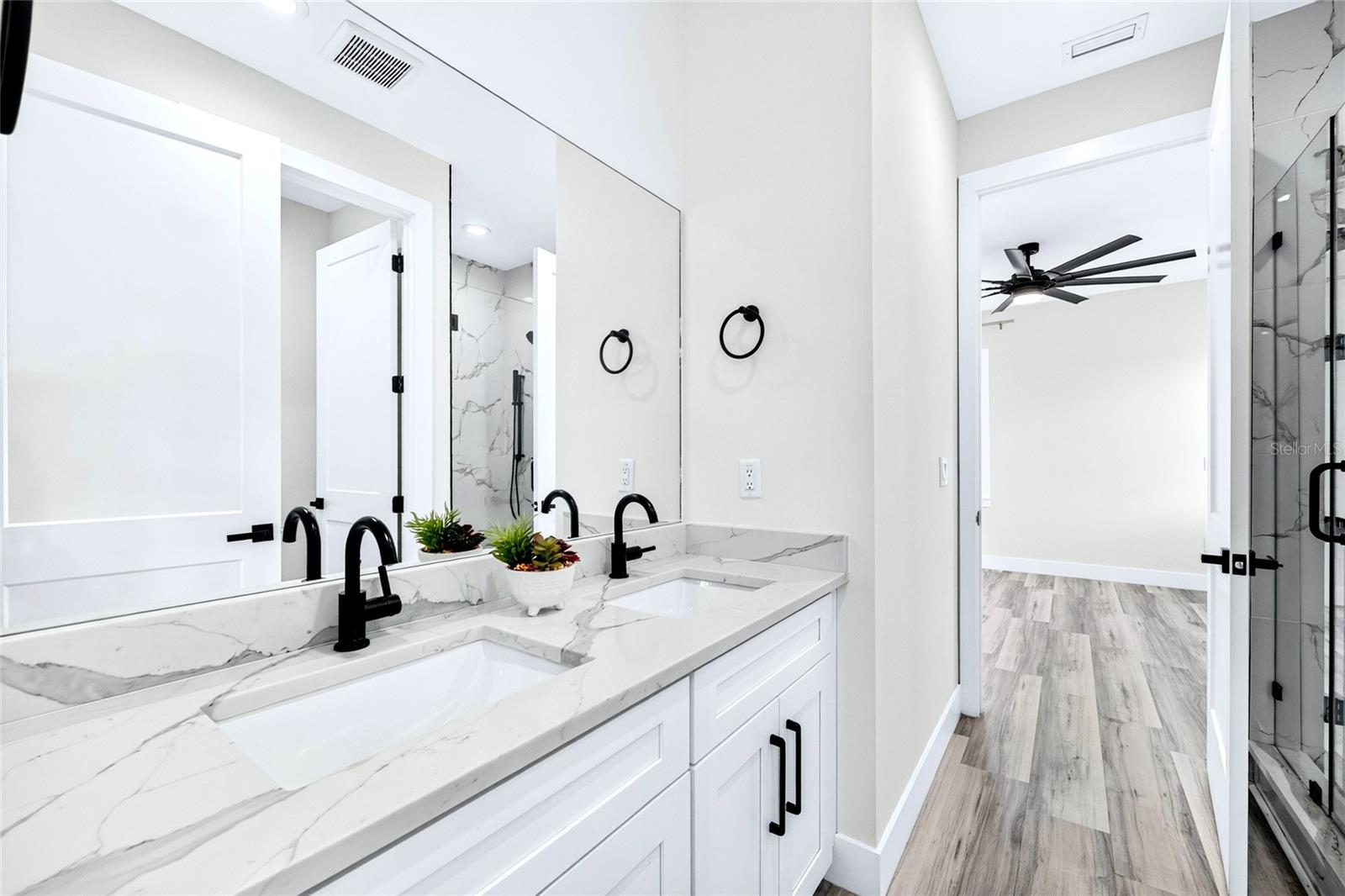 4020 W ARCH ST — photo 38