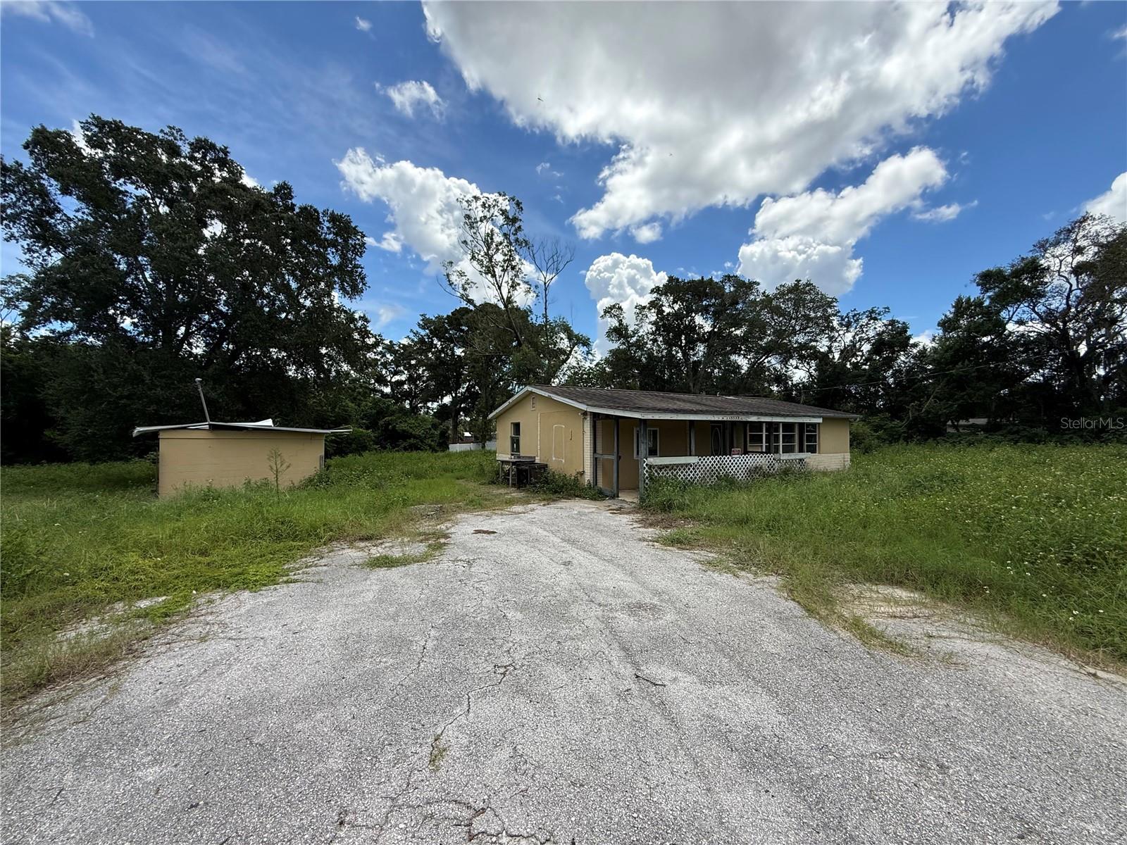 15308 BANJO DR — photo 15
