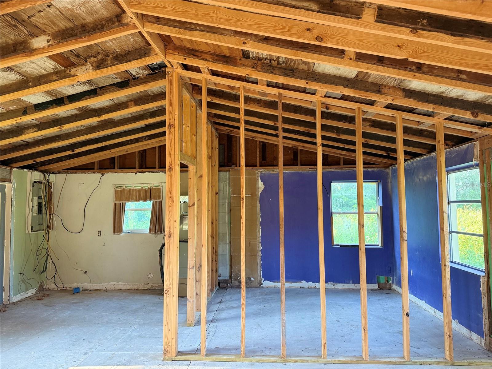 15308 BANJO DR — photo 29