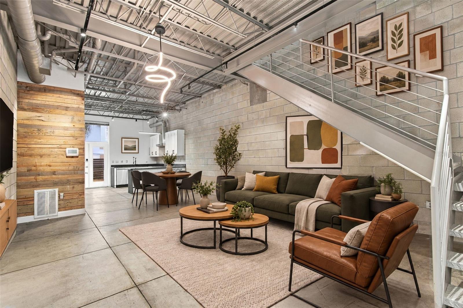 2509 W AZEELE ST — photo 4