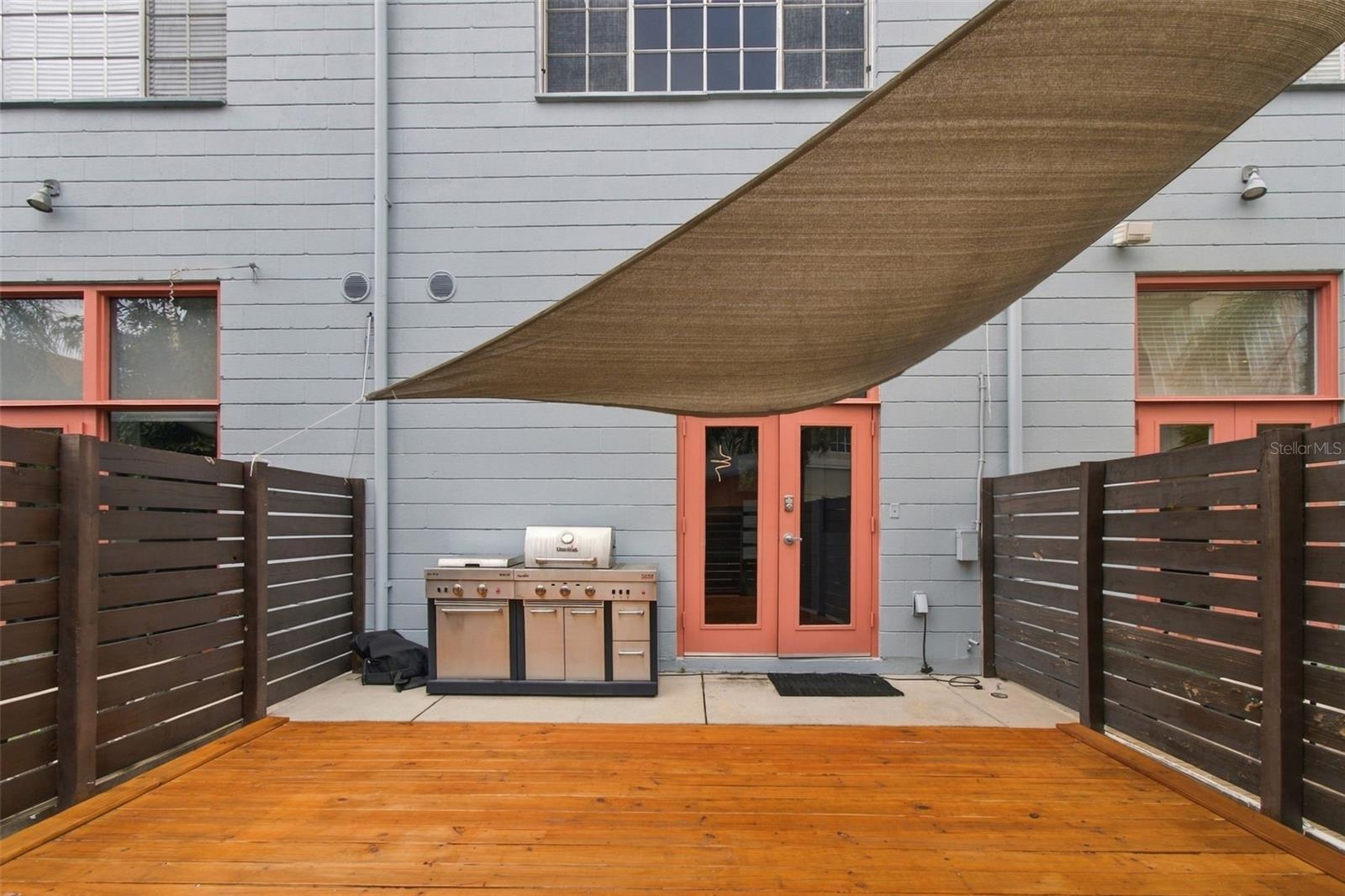 2509 W AZEELE ST — photo 42