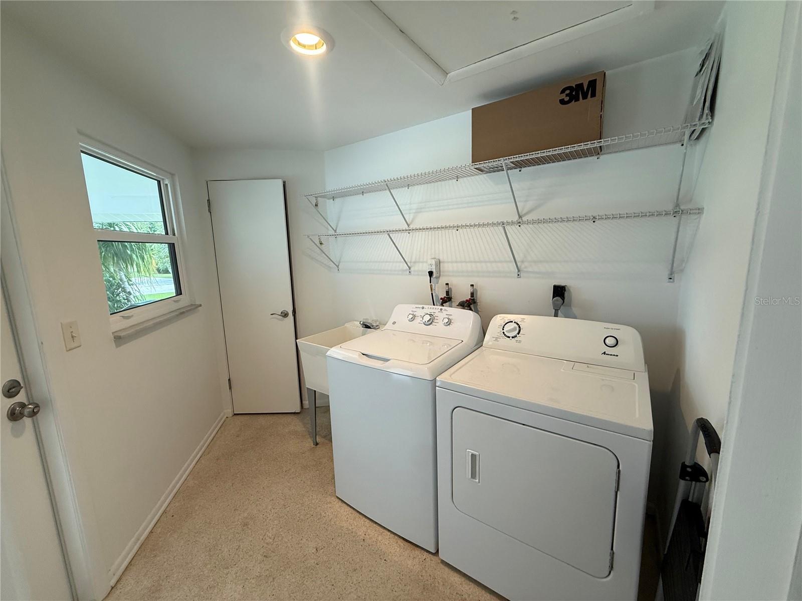 8735 DUNMORE DR — photo 18