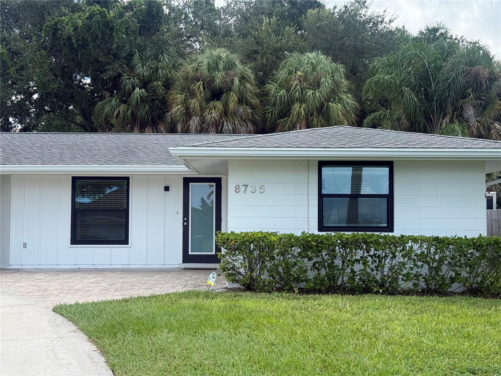 8735 DUNMORE DR — photo 30