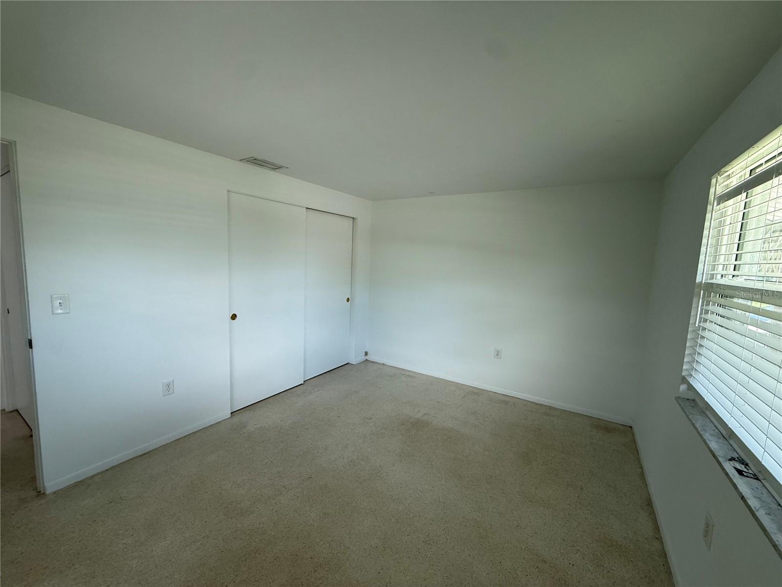 8735 DUNMORE DR — photo 10