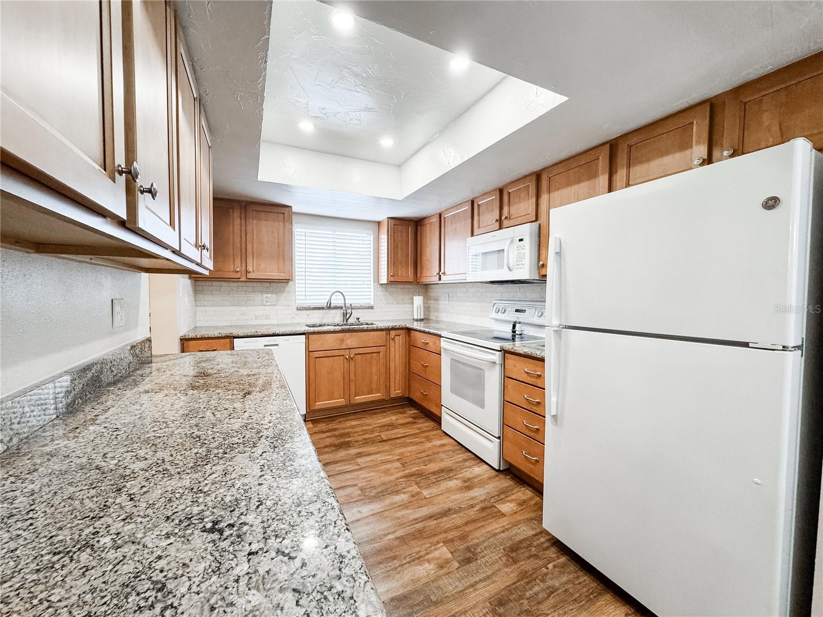 3362 LAKE BAYSHORE DR #P214 — photo 8