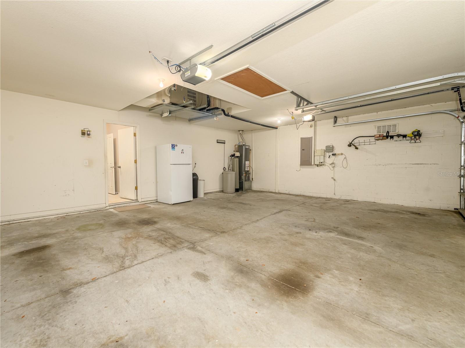 4313 ORANGE RIDGE CT — photo 45