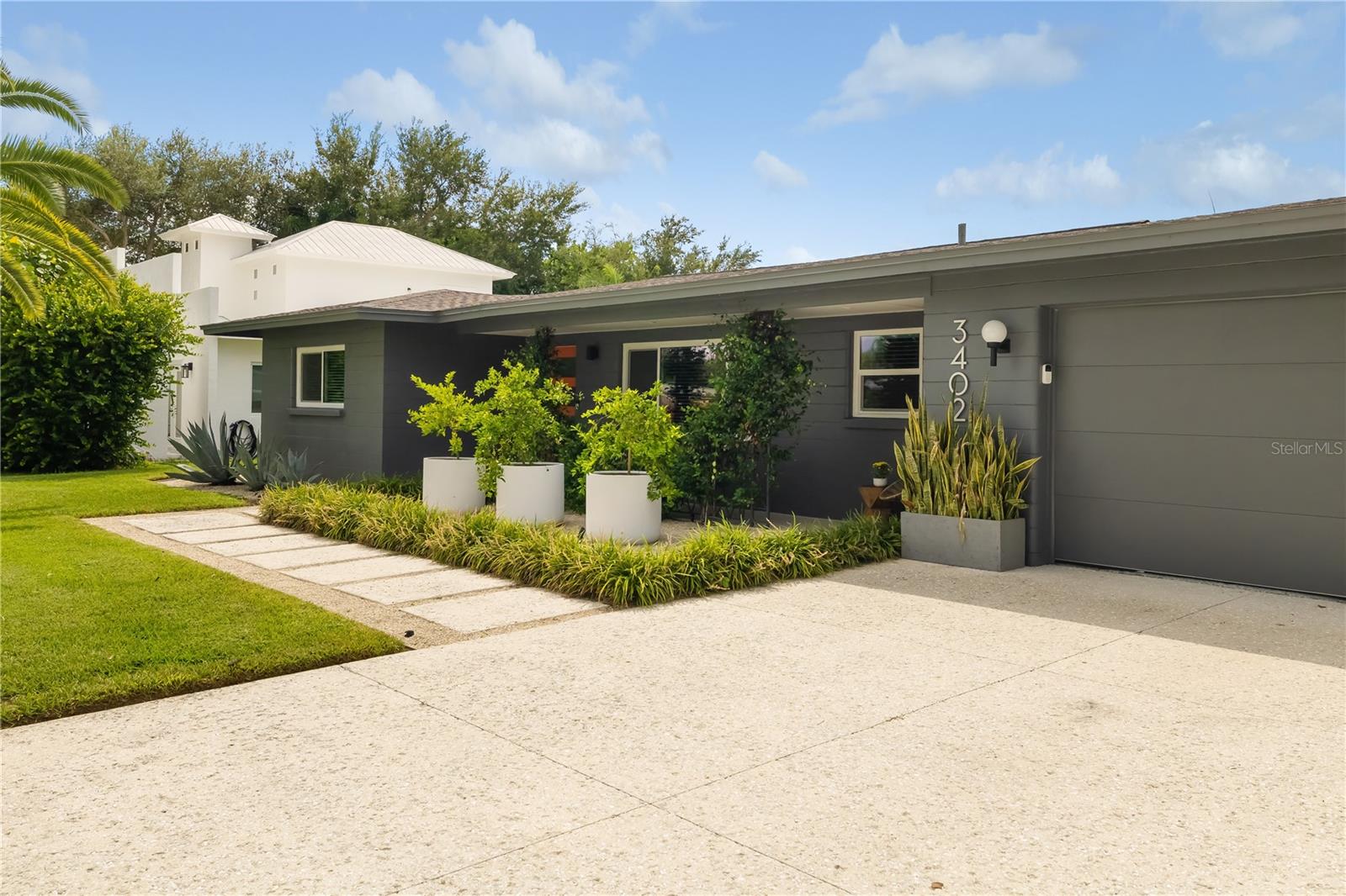 3402 S SCHOOL AVE — photo 44