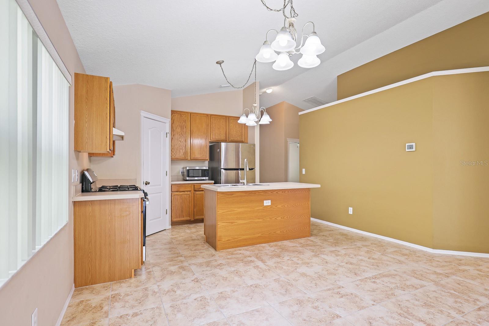 5726 TANAGERLAKE RD — photo 9