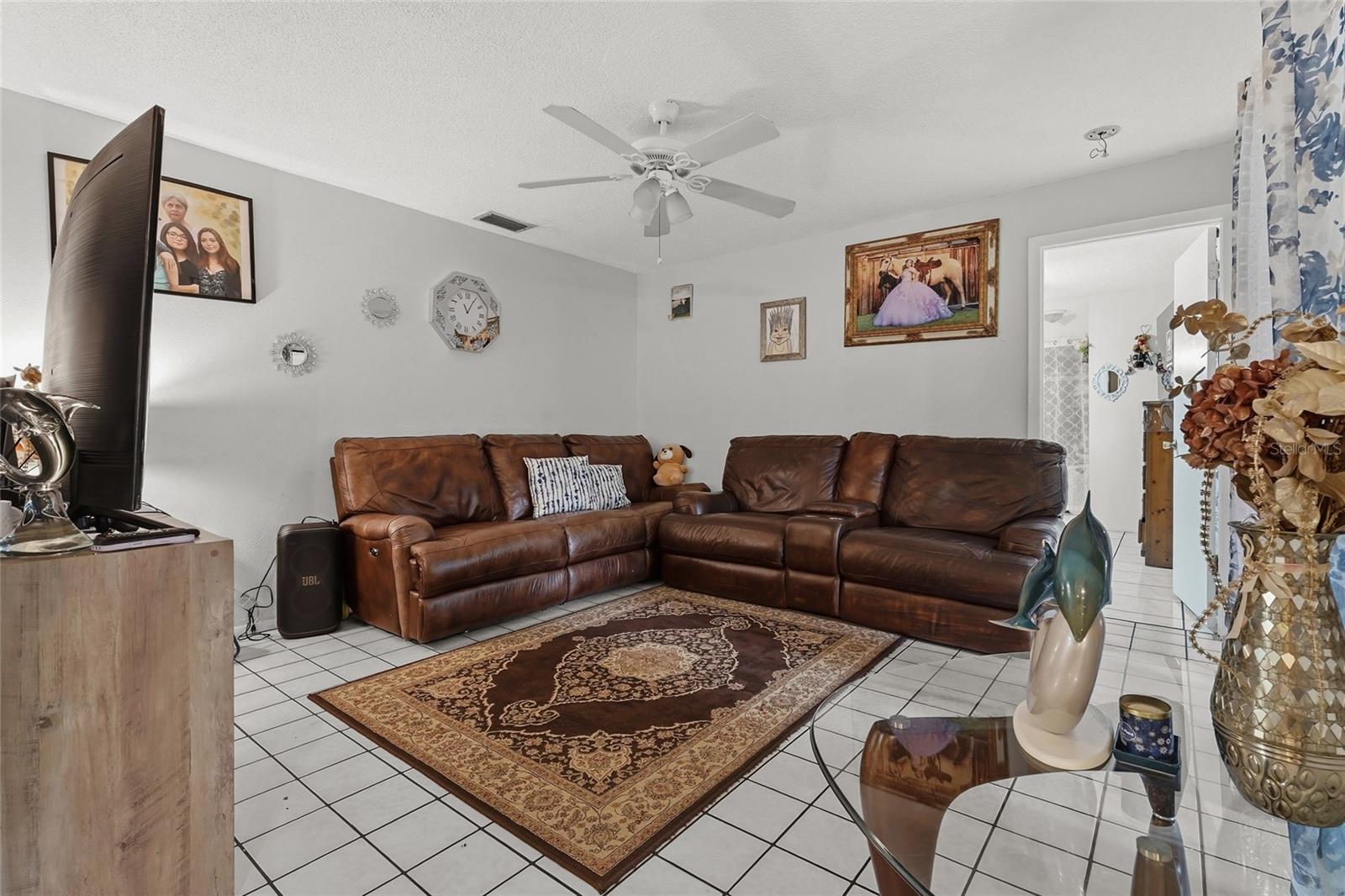 4749 DAVID AVE — photo 37