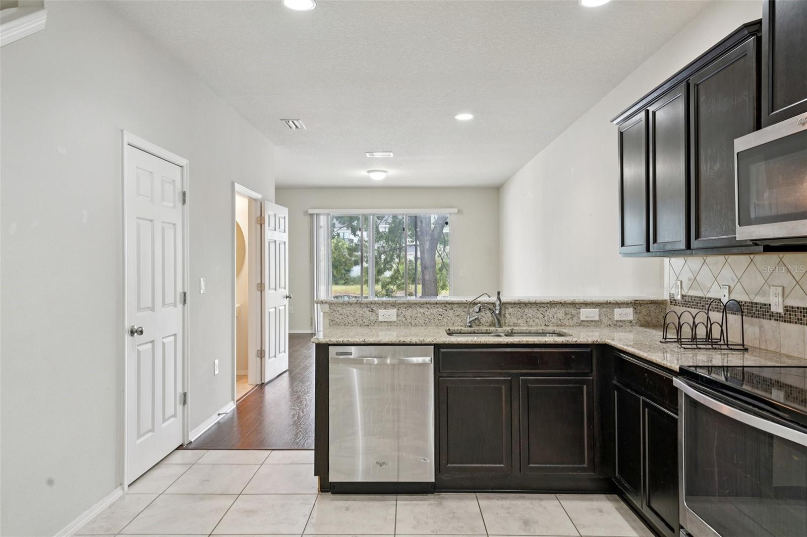 4935 WHITE SANDERLING CT — photo 18