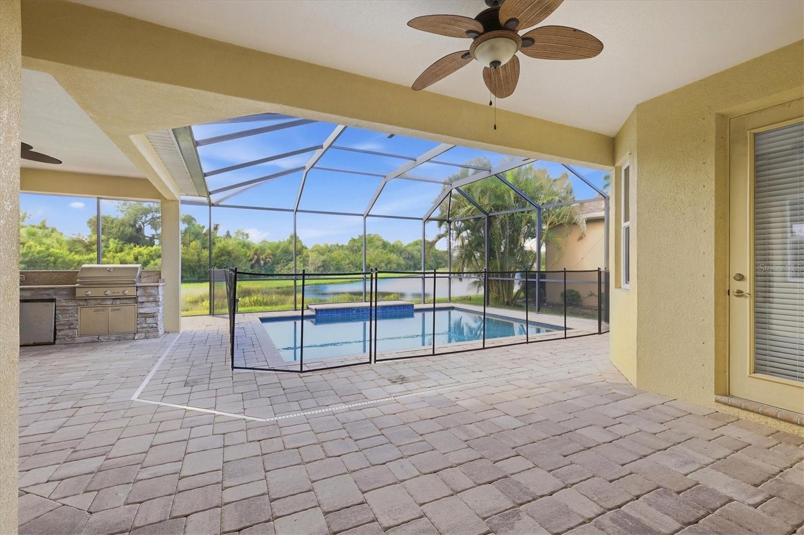 640 HONEYFLOWER LOOP — photo 37