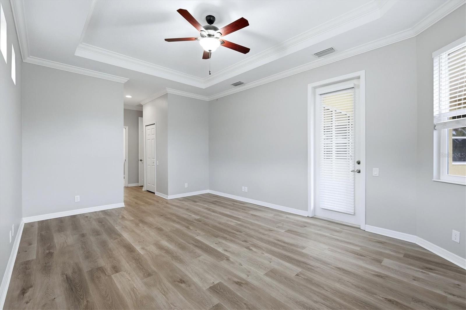 640 HONEYFLOWER LOOP — photo 25