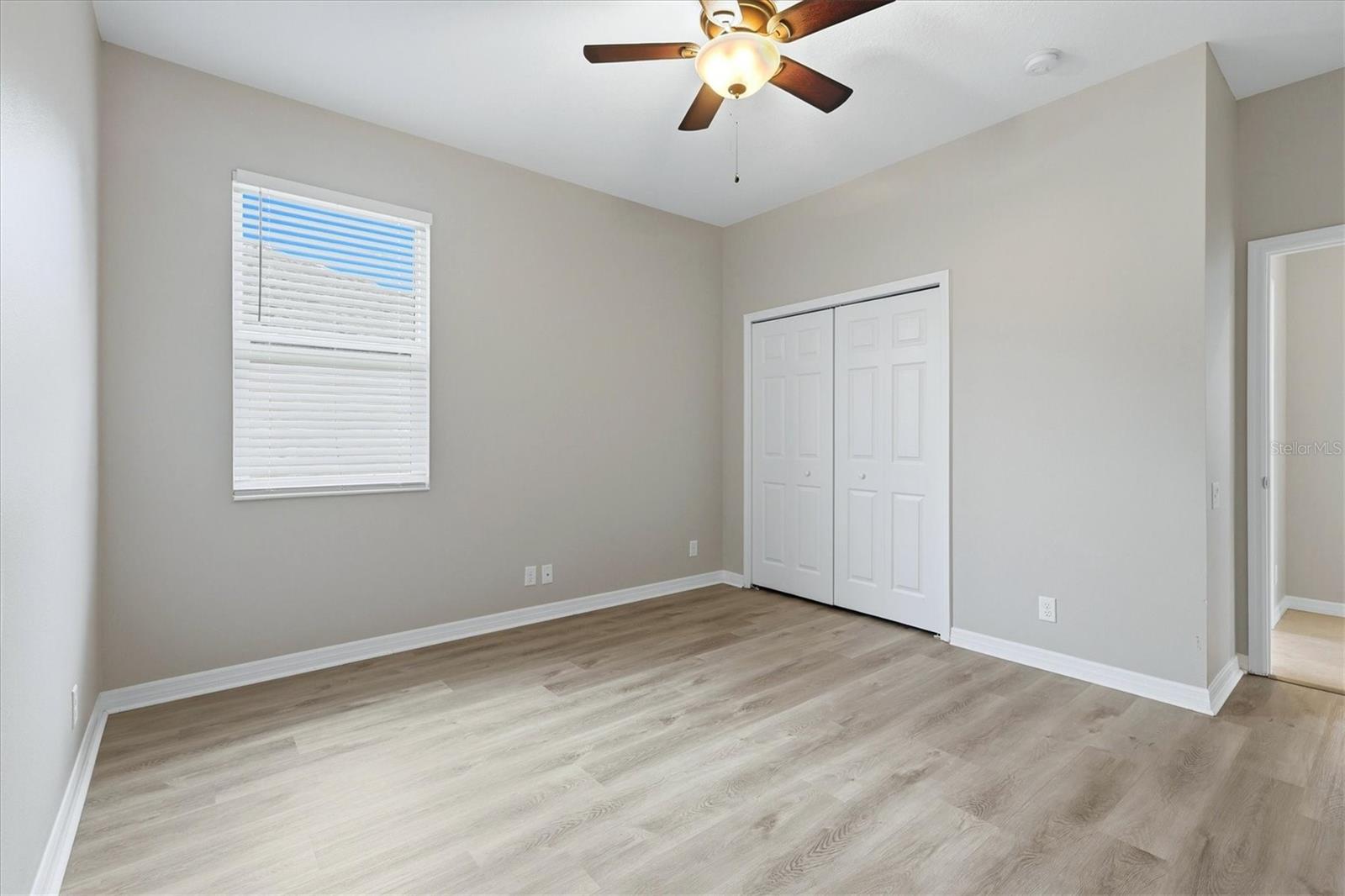 640 HONEYFLOWER LOOP — photo 32