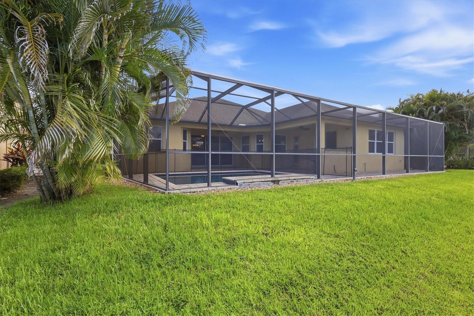 640 HONEYFLOWER LOOP — photo 40