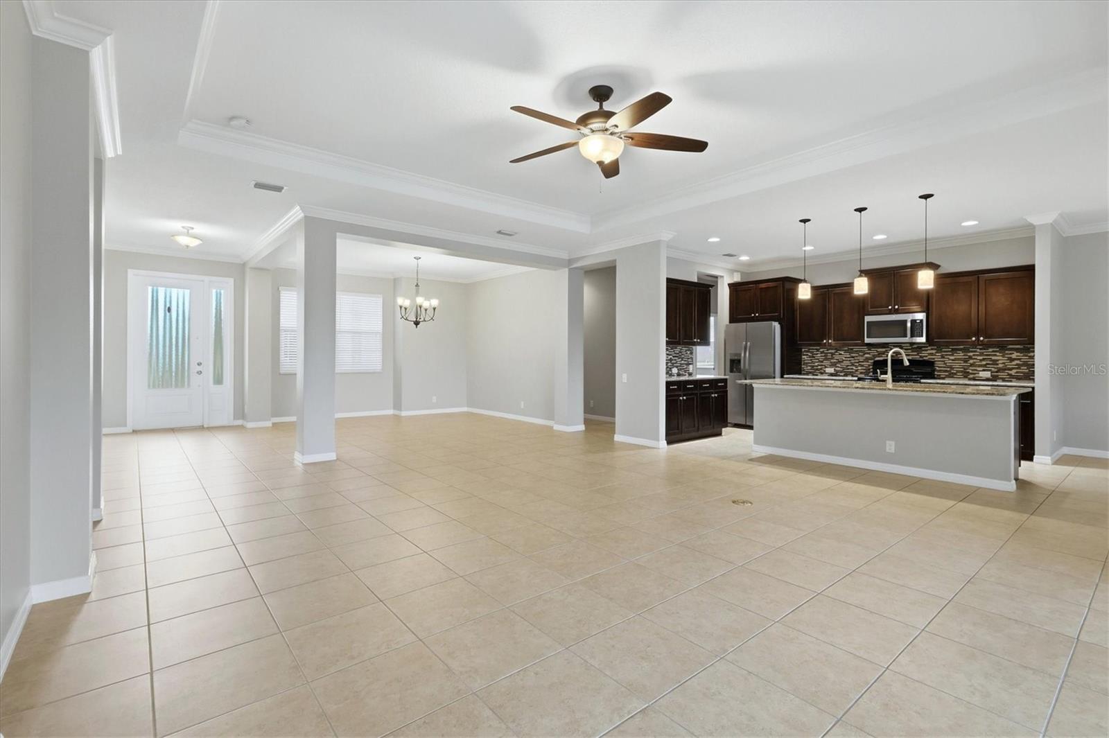 640 HONEYFLOWER LOOP — photo 10