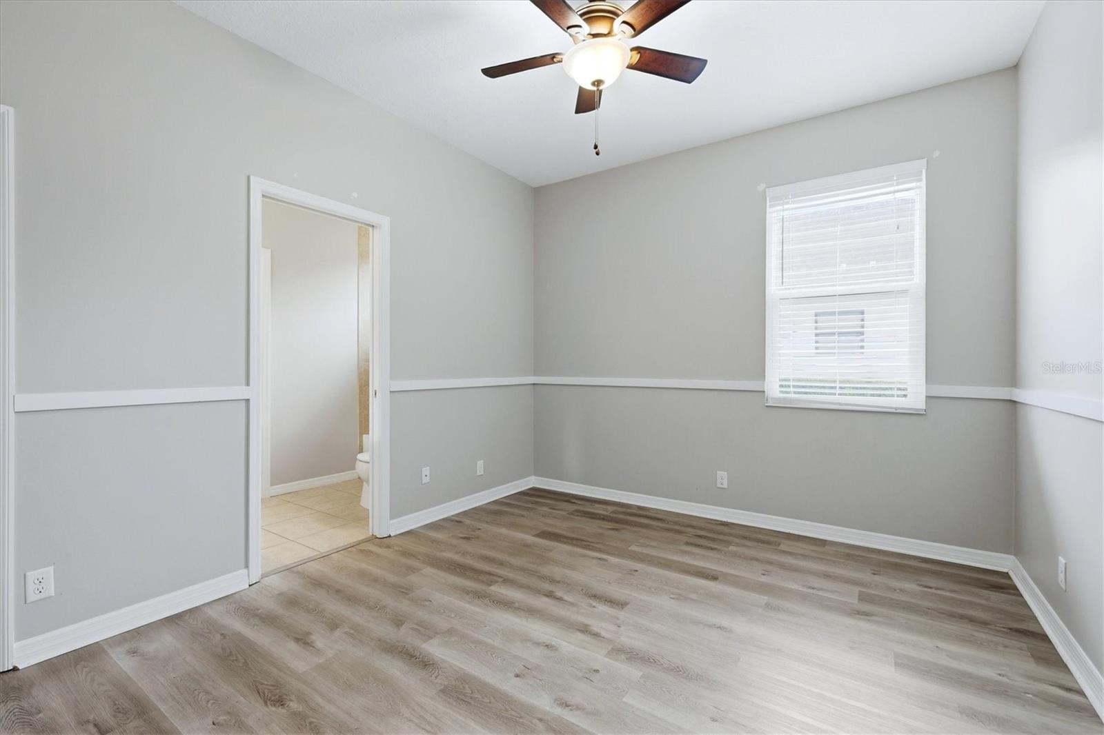640 HONEYFLOWER LOOP — photo 33