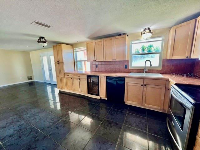 3916 CEDARWOOD DR — photo 22