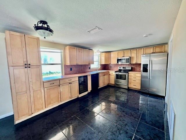 3916 CEDARWOOD DR — photo 15