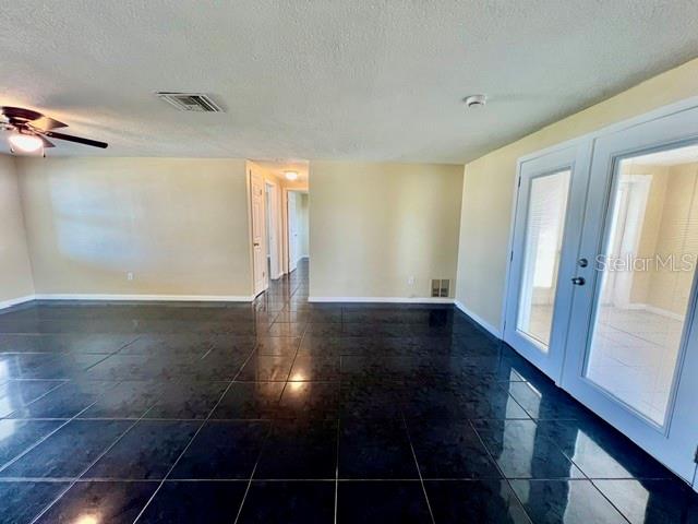 3916 CEDARWOOD DR — photo 23