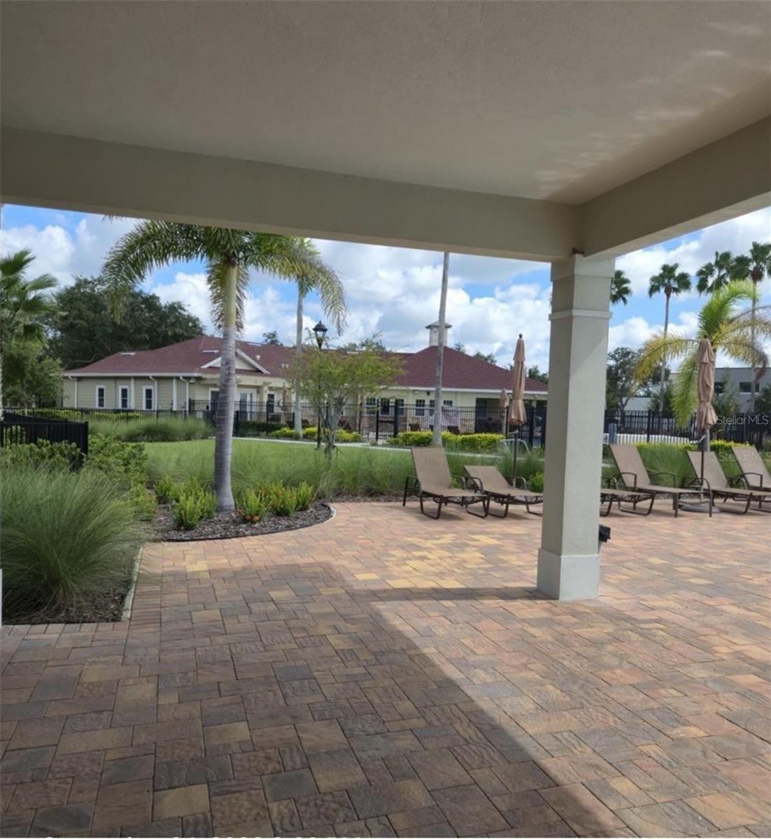 7628 CLOVELLY PARK PLACE — photo 16