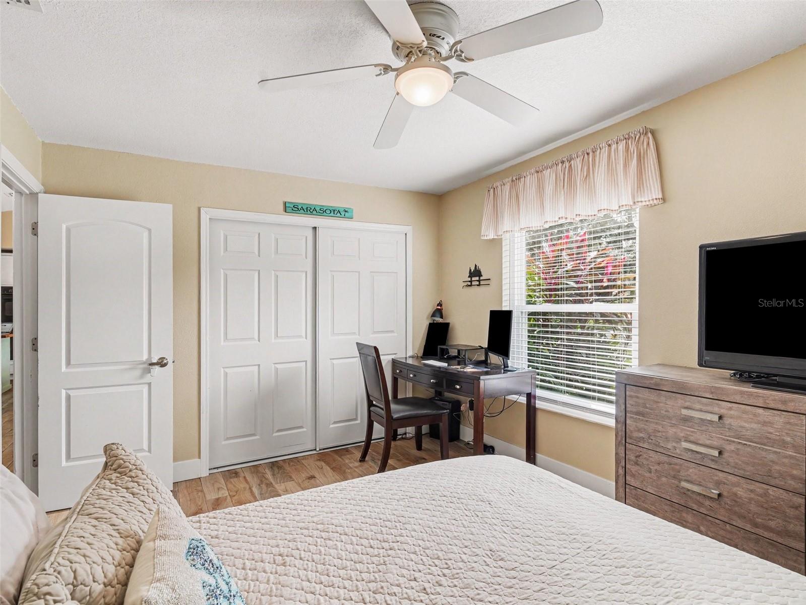 4333 CHARING CROSS RD — photo 20