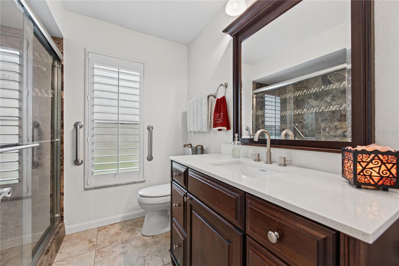2194 PINNACLE CIR N — photo 35