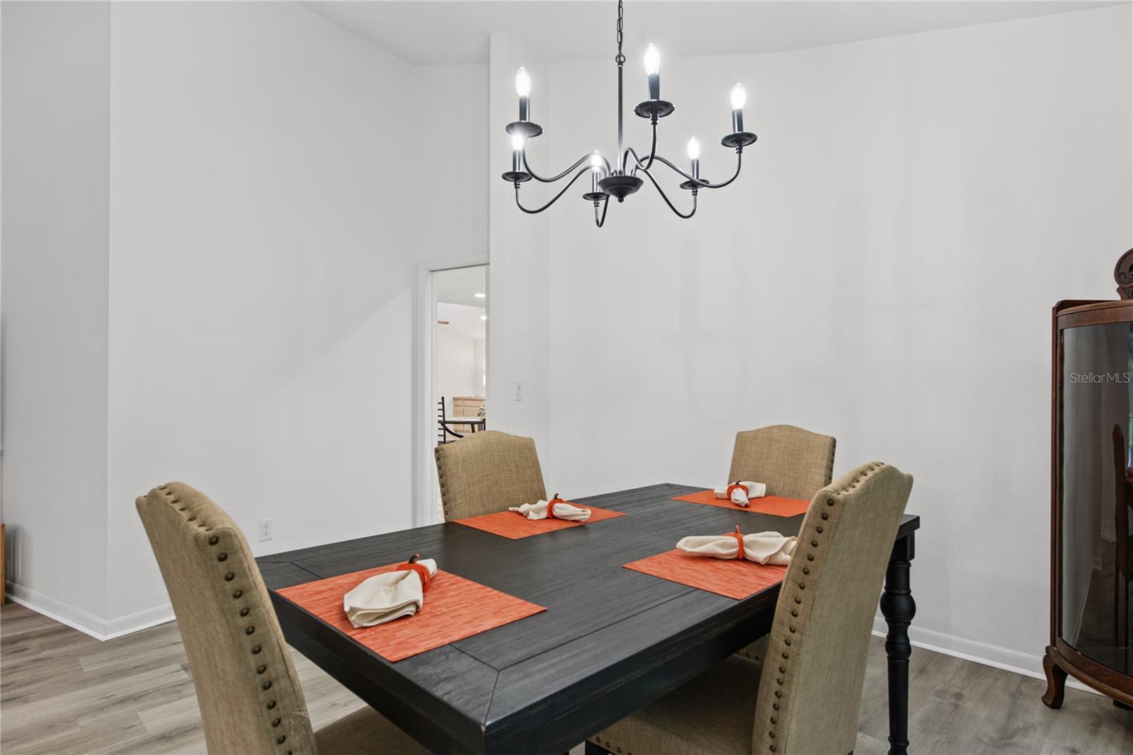 2194 PINNACLE CIR N — photo 17