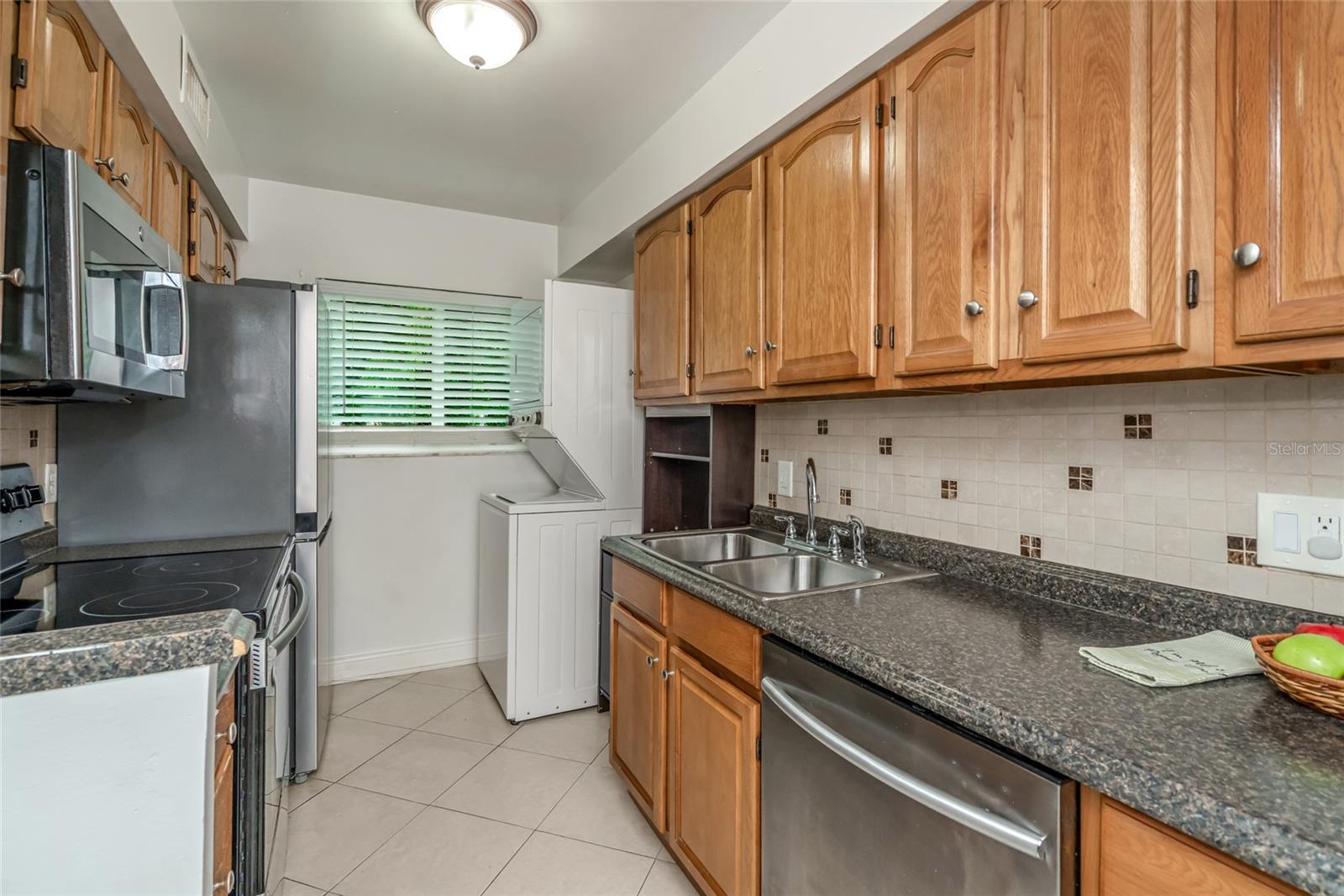 501 E BAY DR #702 — photo 4