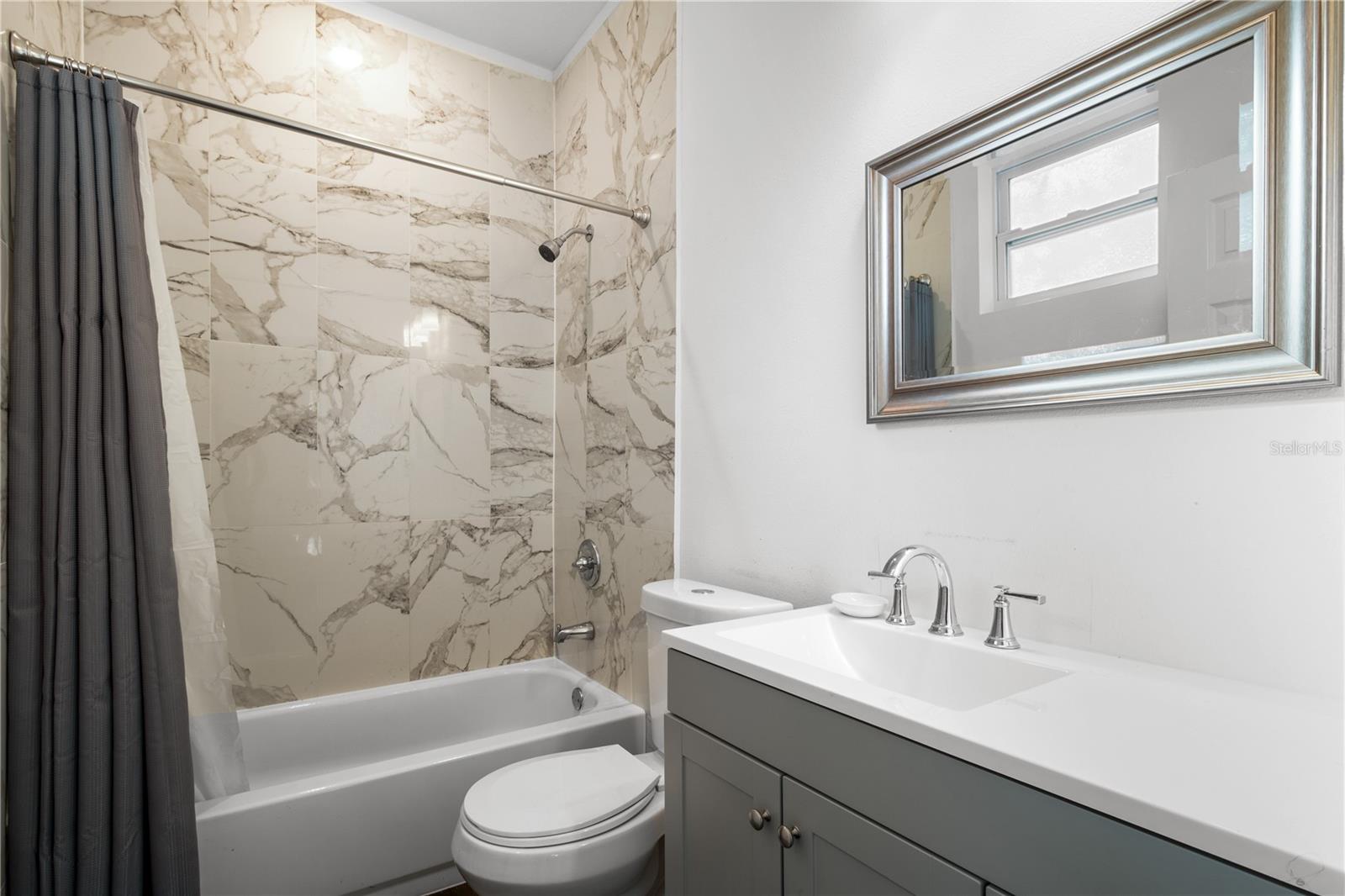 4411 N TROY ST — photo 10