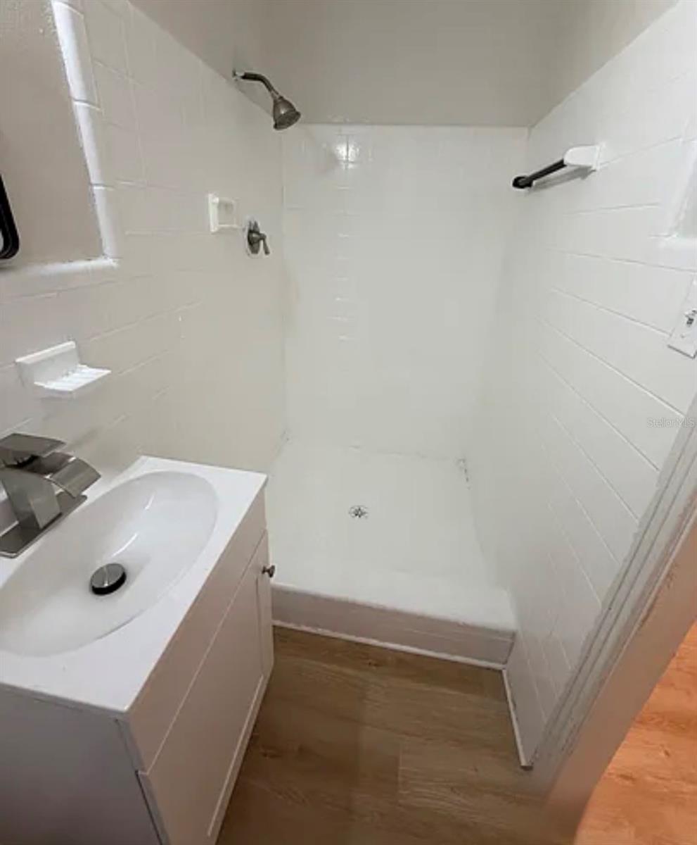 2405 10TH ST W — photo 16