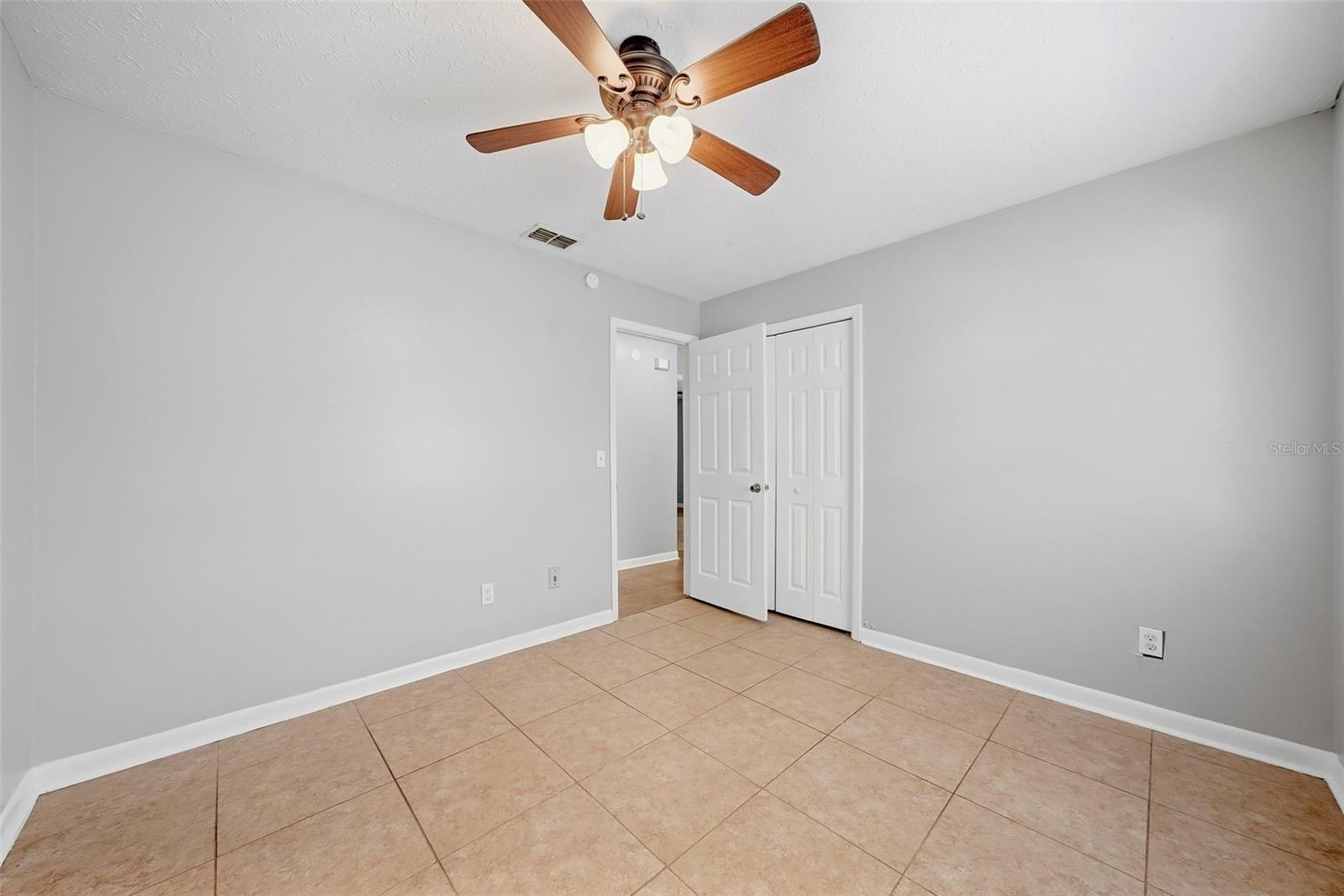 8904 N BOULEVARD — photo 23