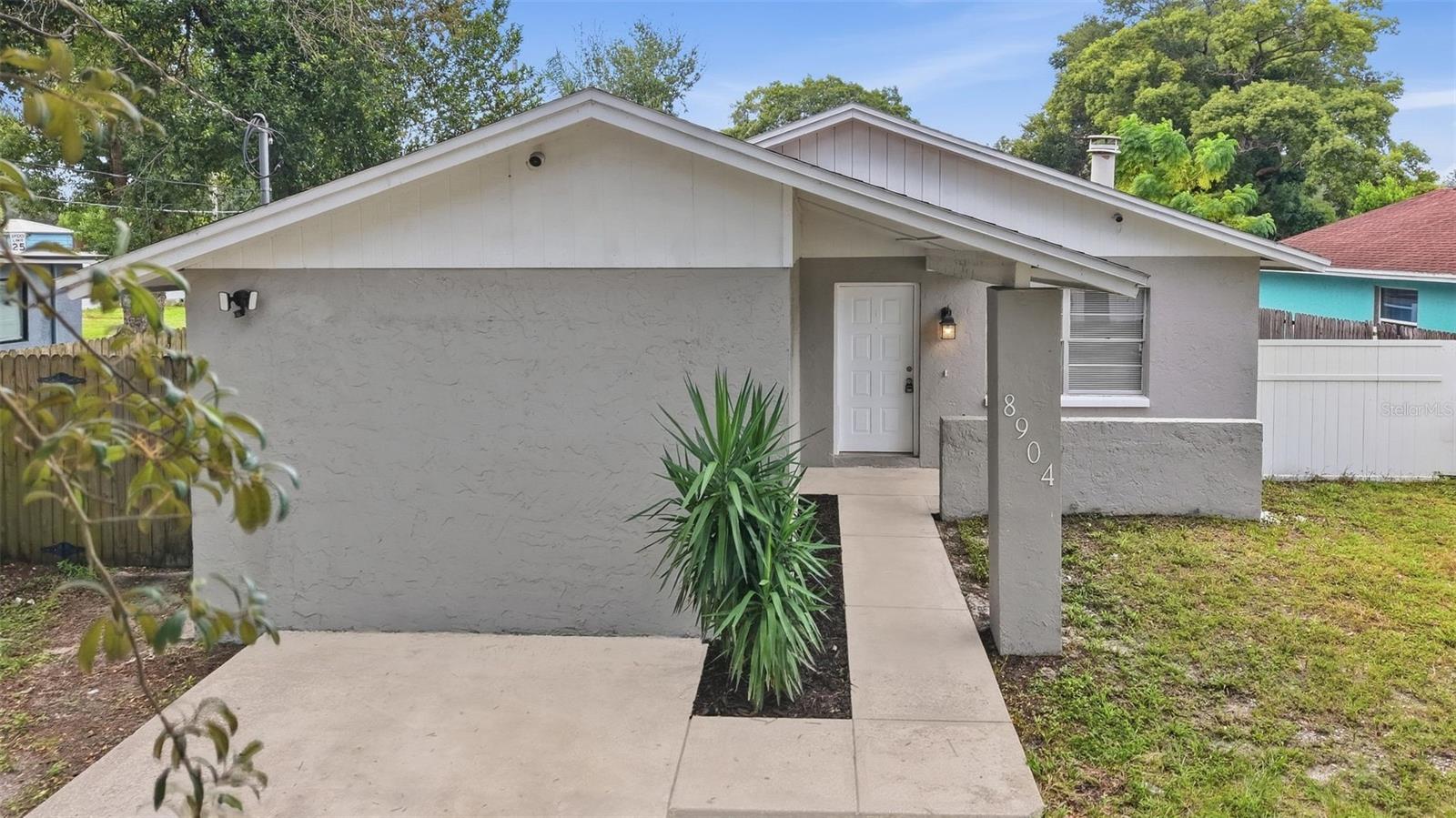 8904 N BOULEVARD — photo 46