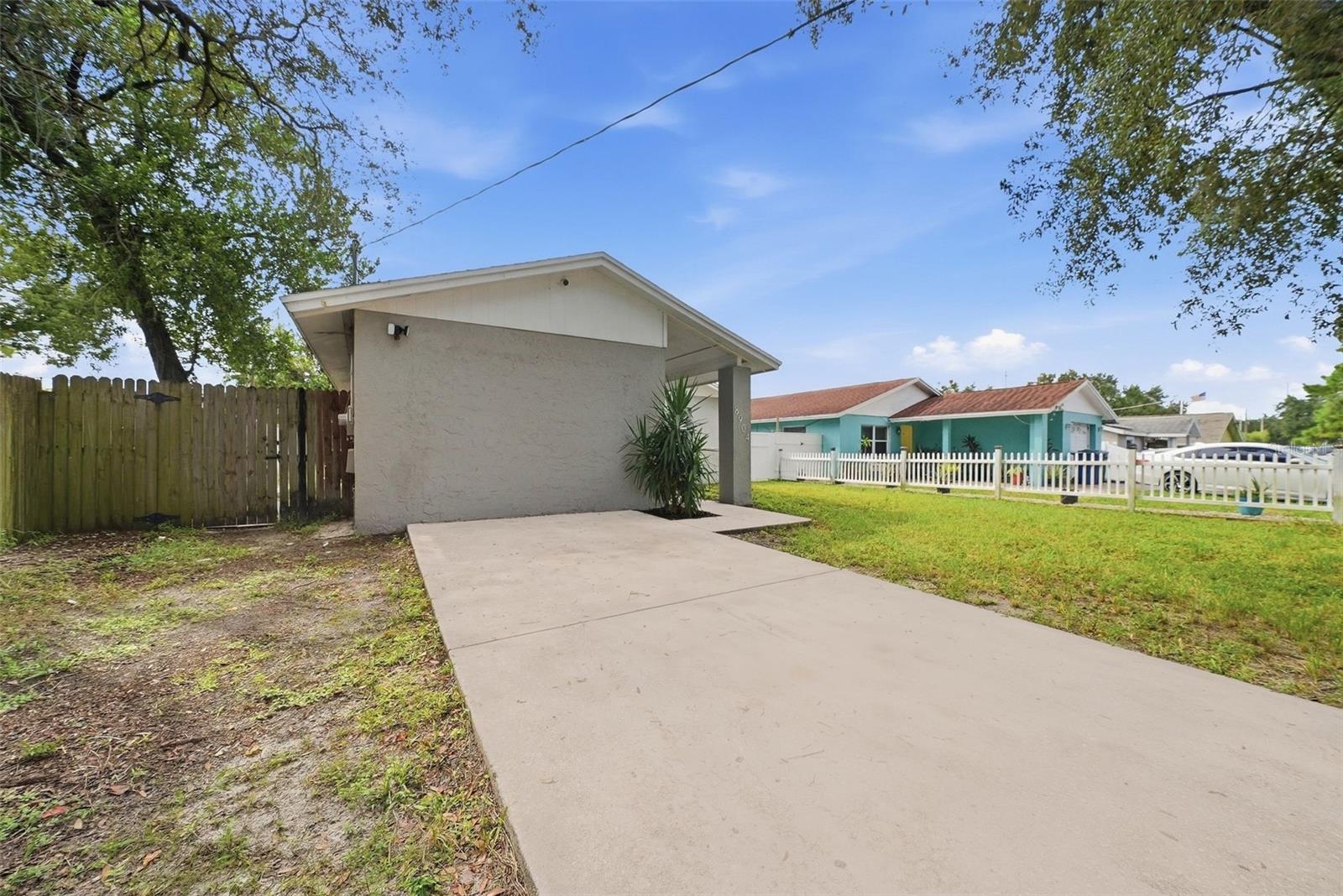 8904 N BOULEVARD — photo 47