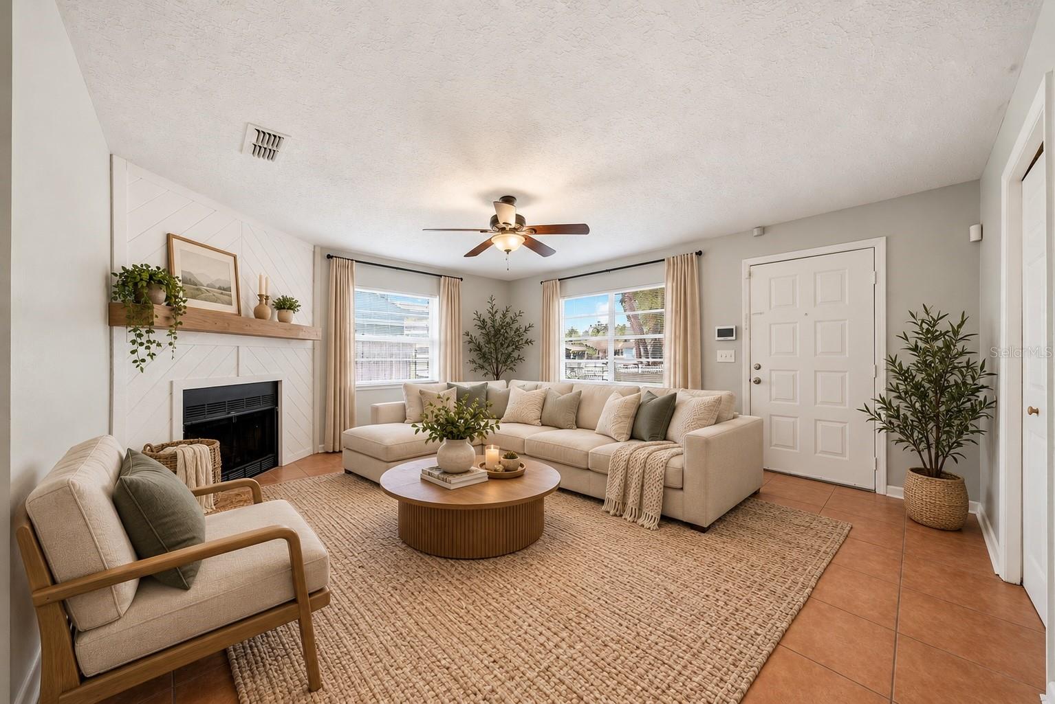 8904 N BOULEVARD — photo 8