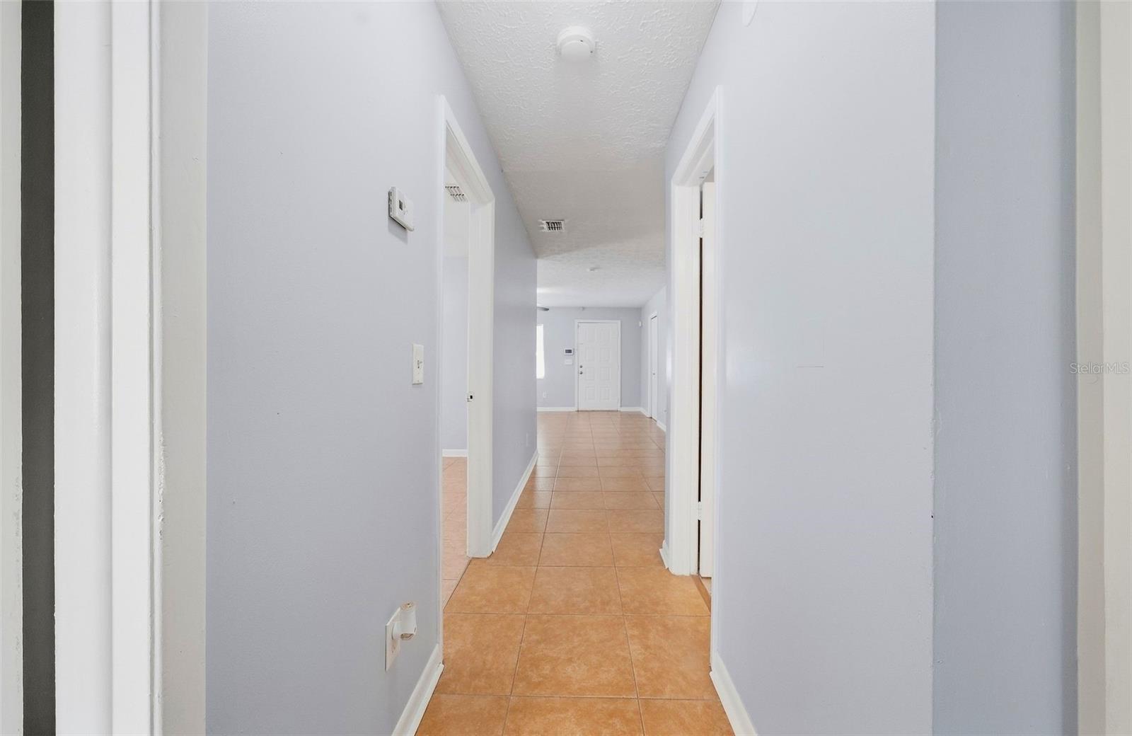 8904 N BOULEVARD — photo 20