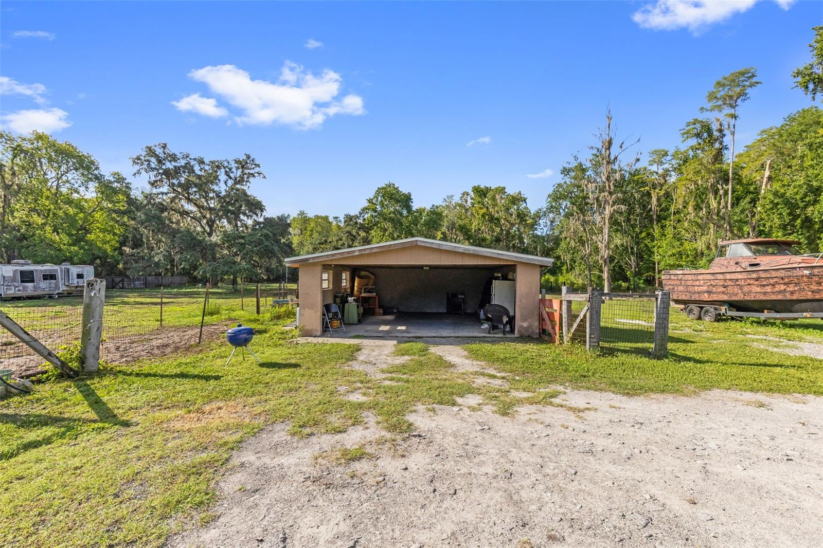 10034 BURTON ST — photo 31