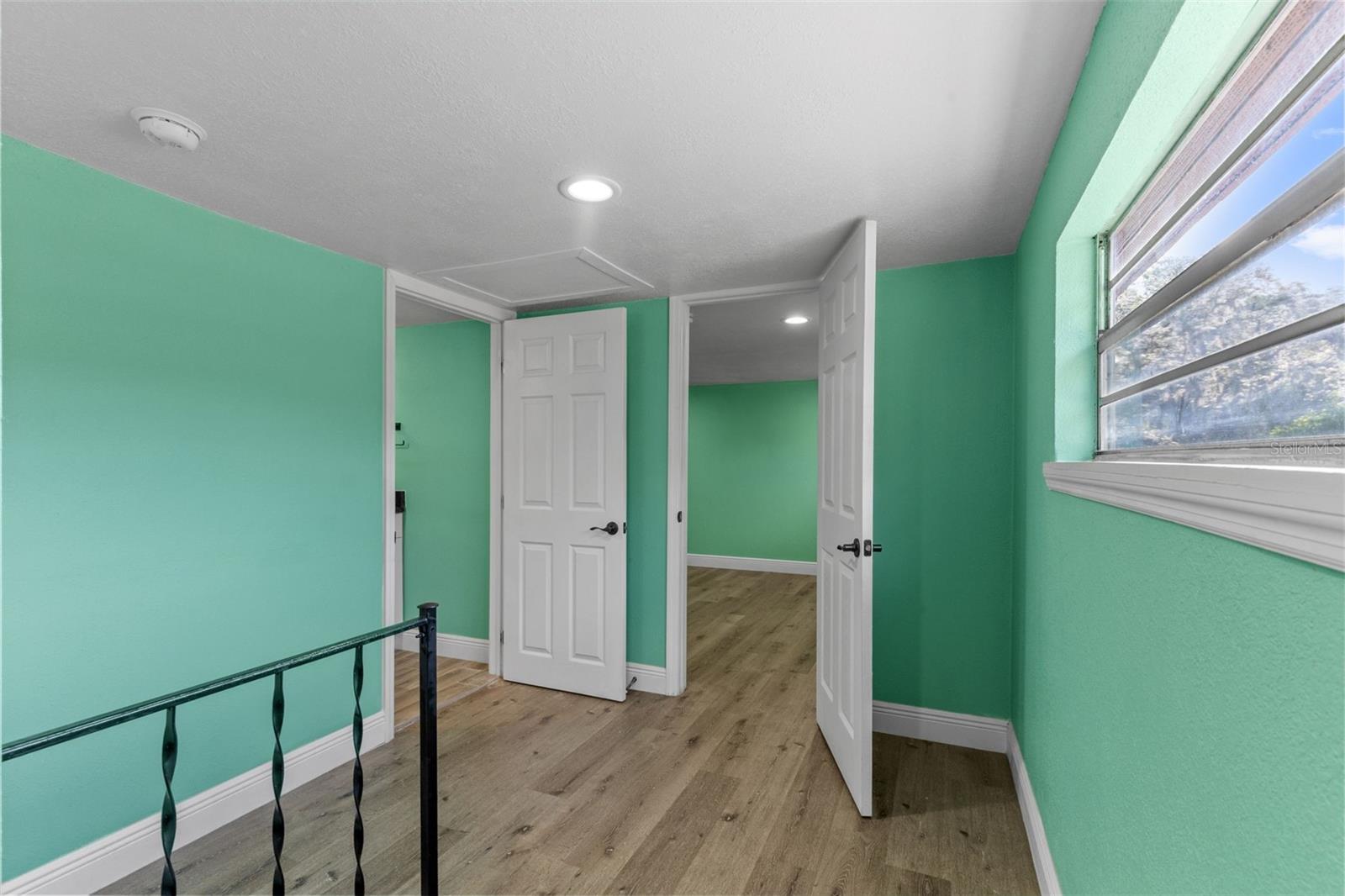 10034 BURTON ST — photo 38