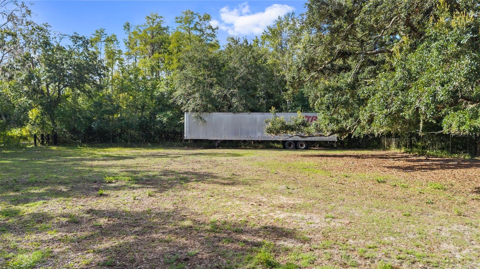 10034 BURTON ST — photo 23