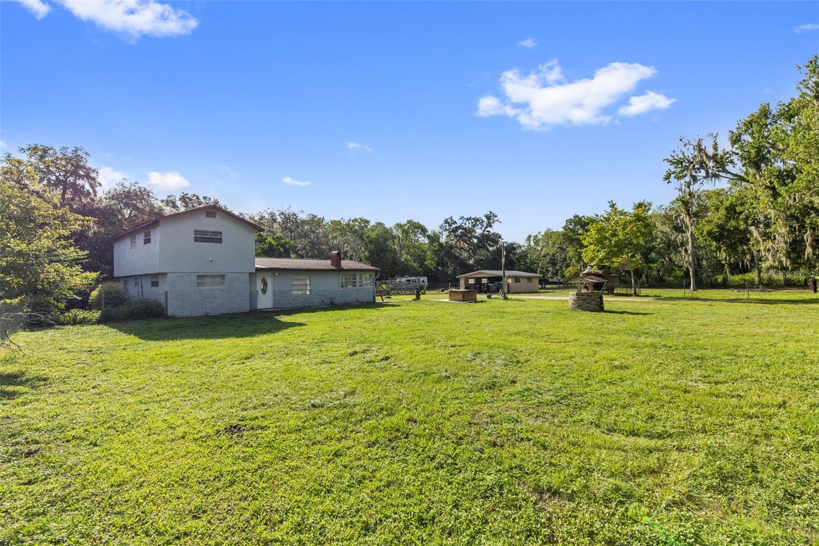 10034 BURTON ST — photo 3