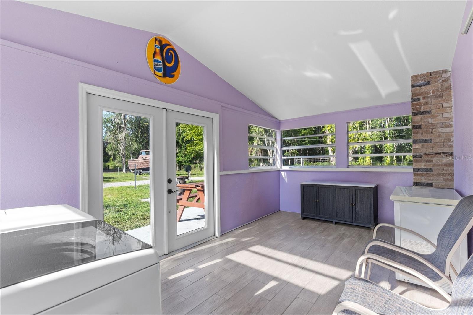 10034 BURTON ST — photo 27