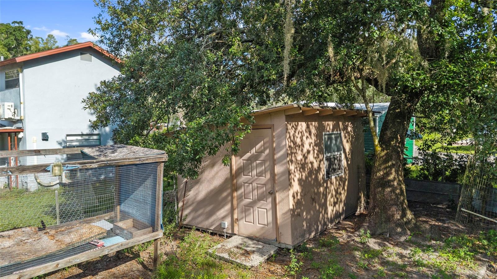 10034 BURTON ST — photo 16