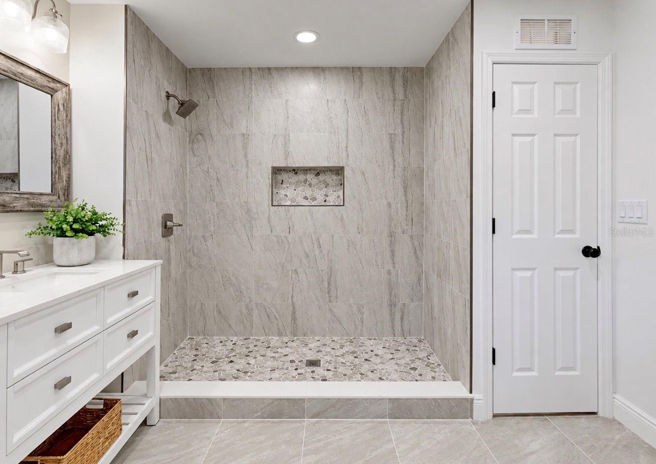 2818 SPRINGDELL CIR — photo 45